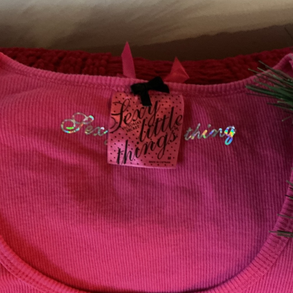 VICTORIA’S SECRET Vintage Santa Baby Tank & Hats 2005 Sz Medium Great Condition - Picture 6 of 16